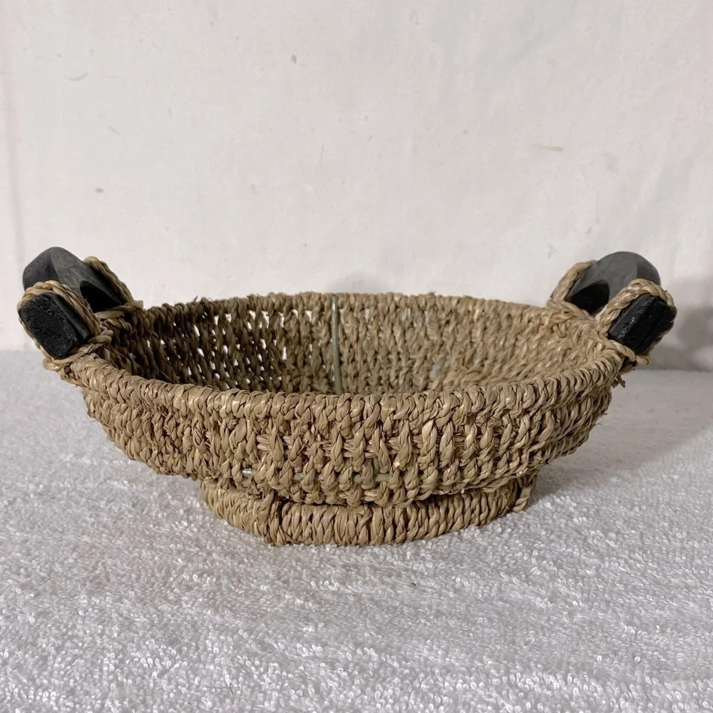 Woven Sea Grass Round Basket With Handles